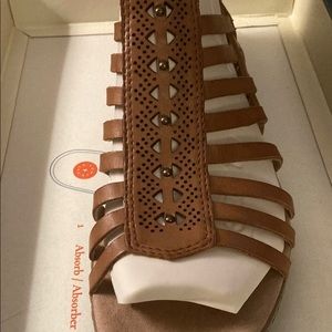 Earth Brown Leather Sandal